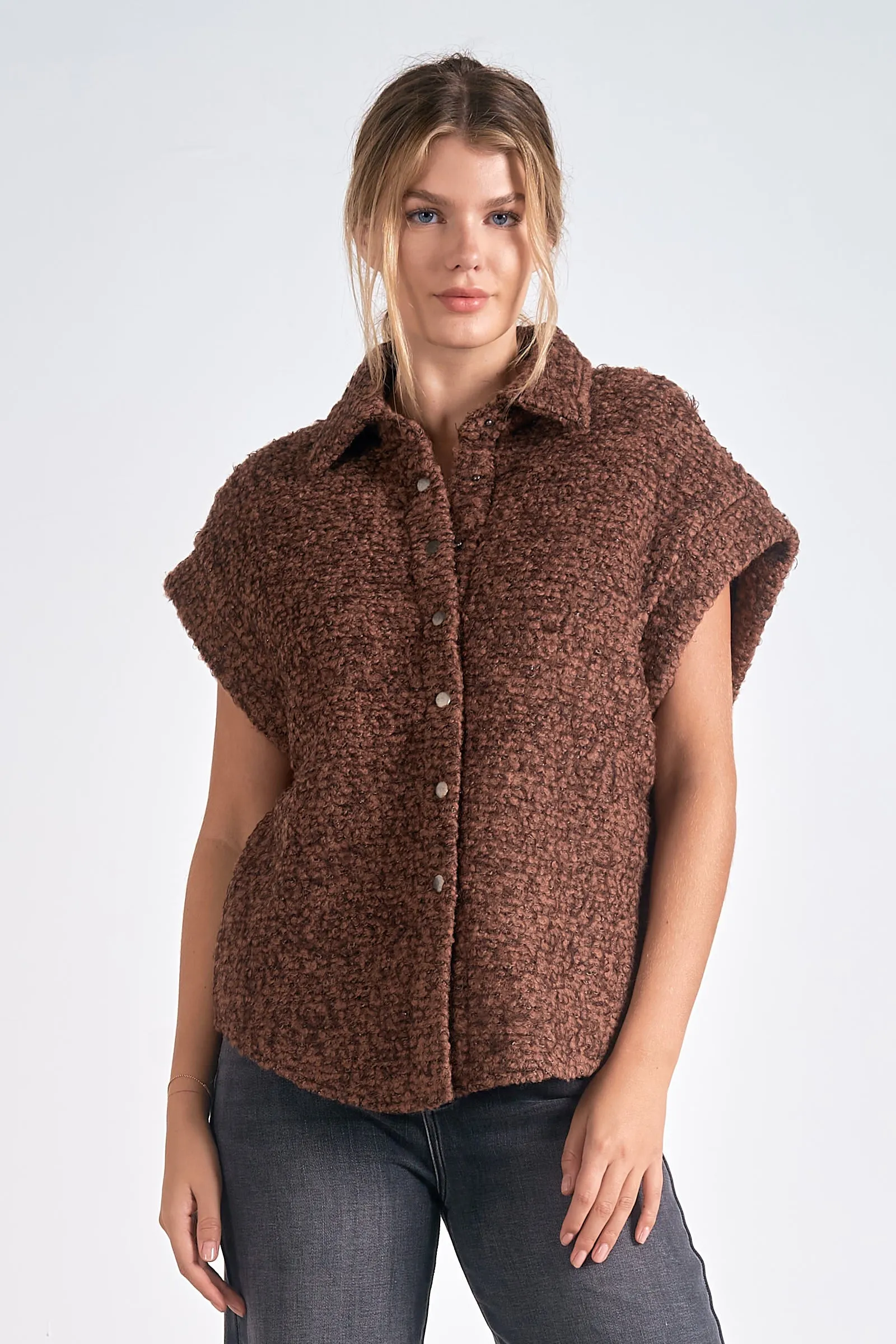 BOUCLE VEST BUTTON DOWN