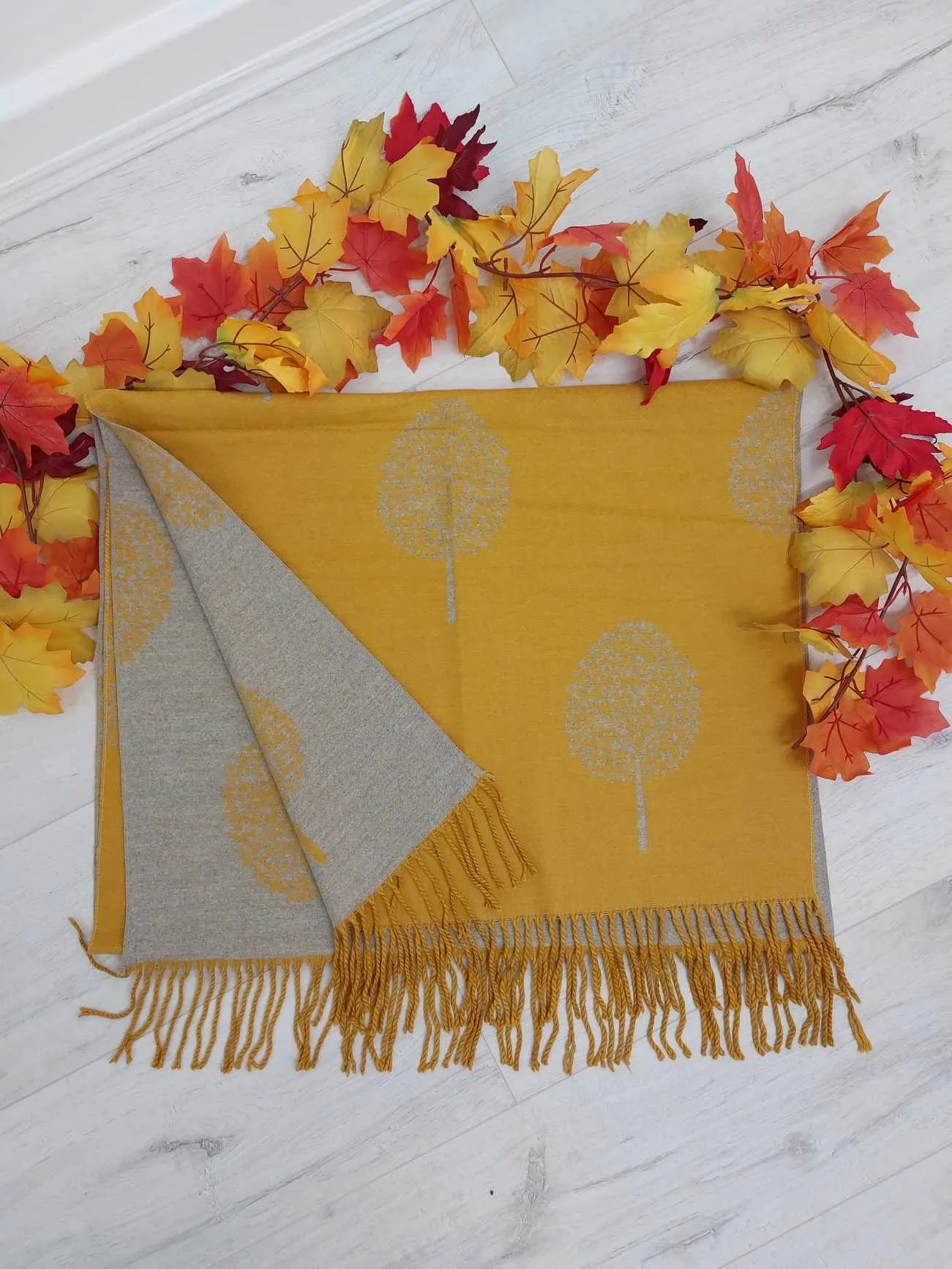 Kensington Cashmere Tree of Life Tassel Scarf - Choose your colour