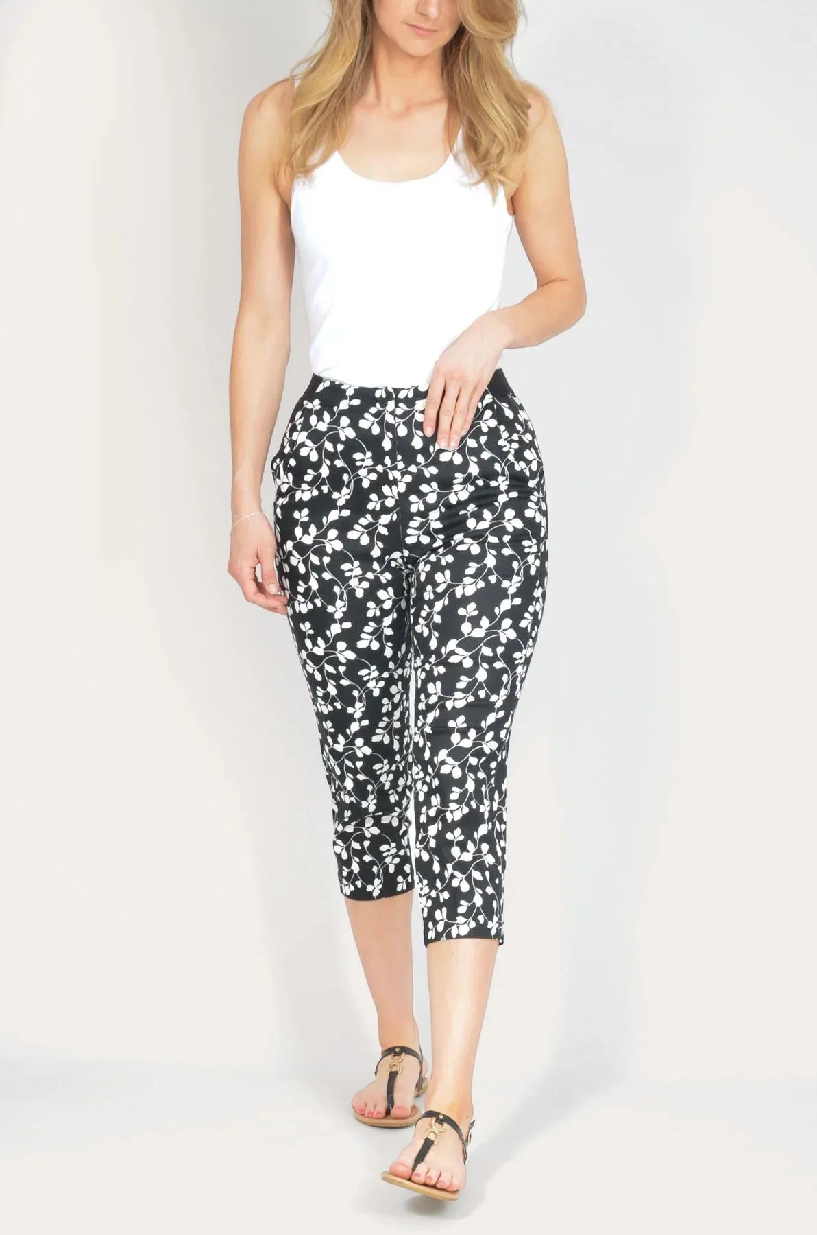 Mia Slim Floral Crop Trousers