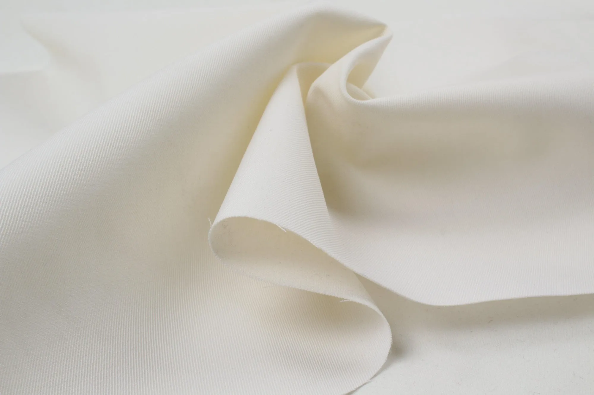 Structured Wool Gabardine with Interlining - Off White